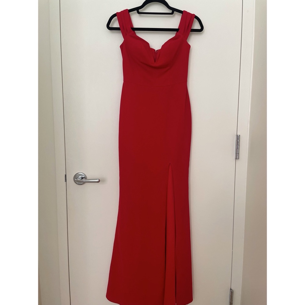 Red gown dress perfect for a wedding guest, or a fancy event, only worn once